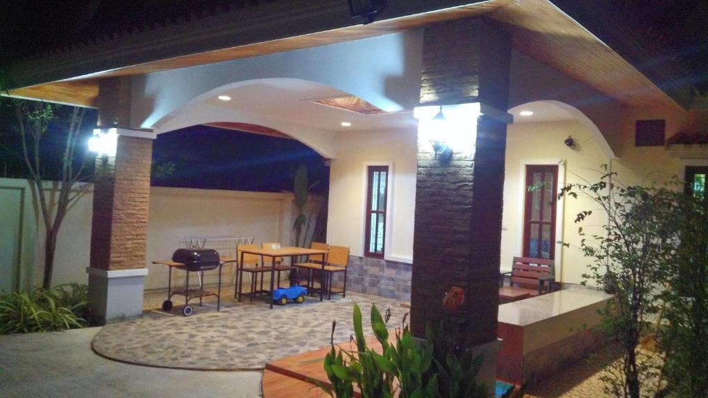 2BHK at Laguna beach