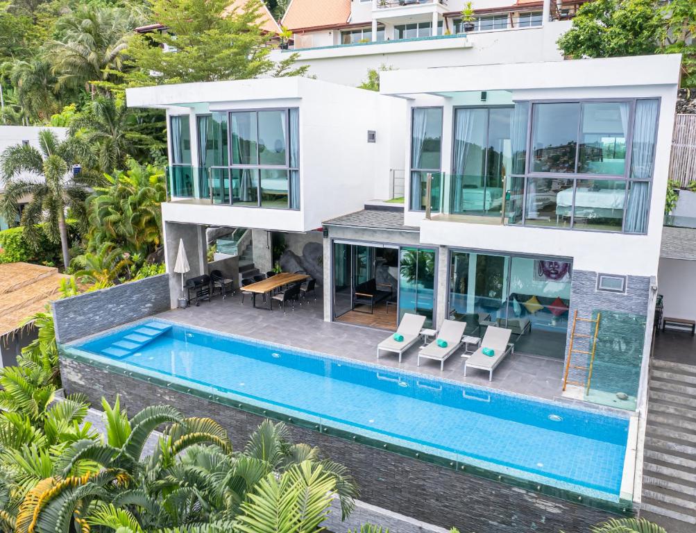 Exterior view of a private pool villa at Baan Saint-Tropez in Kata Beach