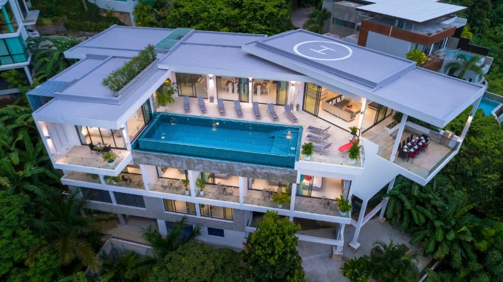 Top view villa with swimming pool and helipad at Serenity Villa in Bang Tao Beach