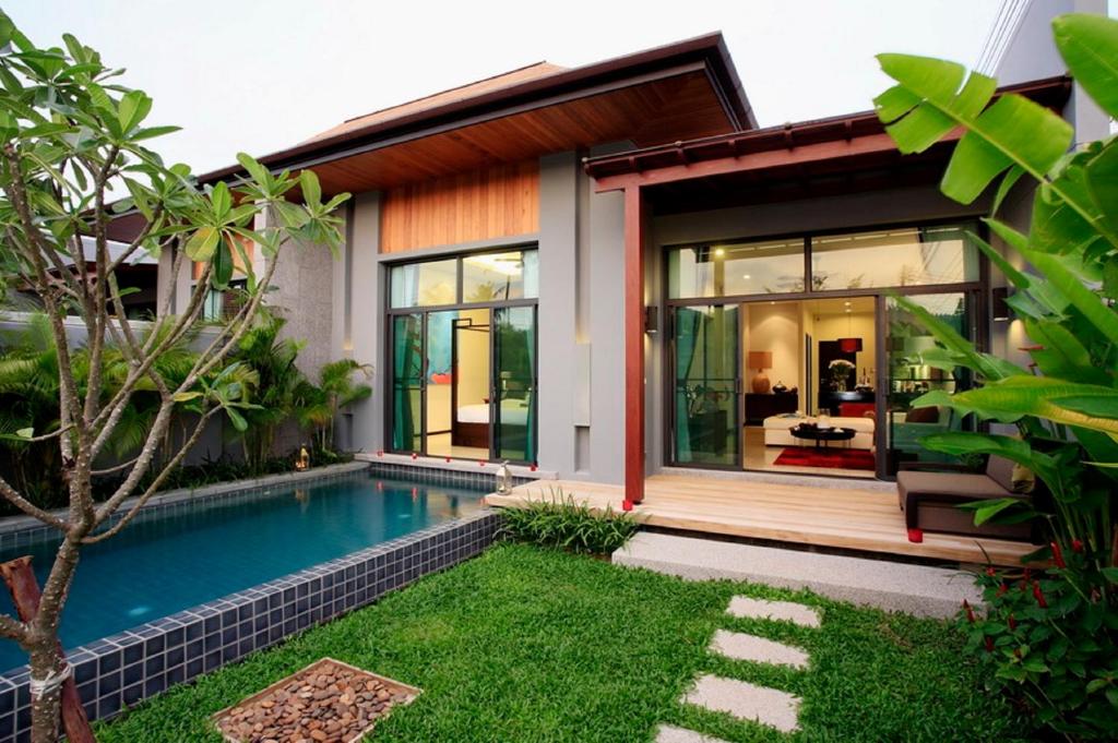 Two Villas Holiday Phuket: Onyx Style Nai Harn Beach