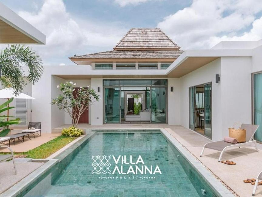 Exterior view of a private pool at Villa Alanna Bang Tao Beach, Phuket